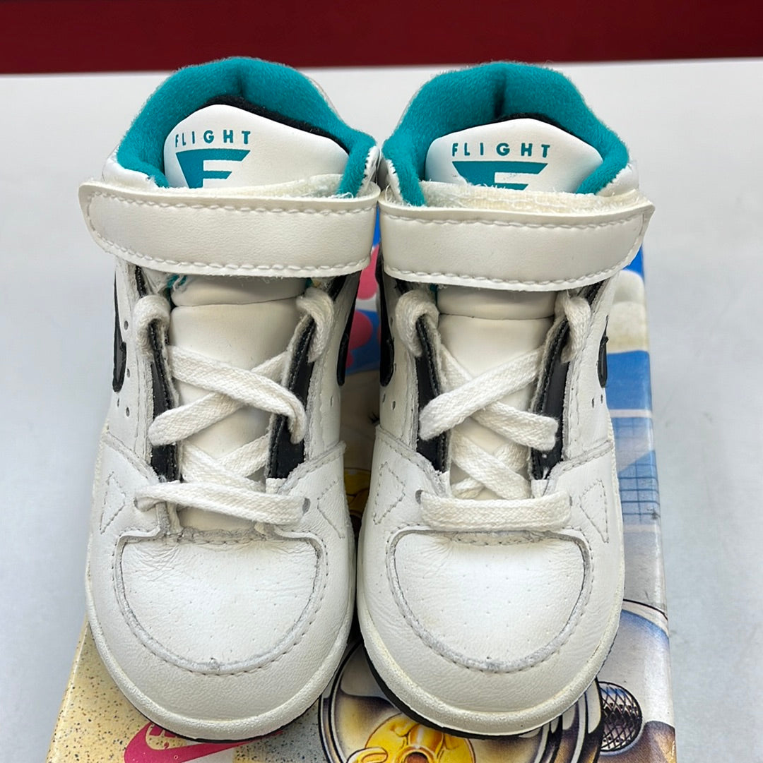 SZ 5.5C. 1991 Baby Nike Flight.