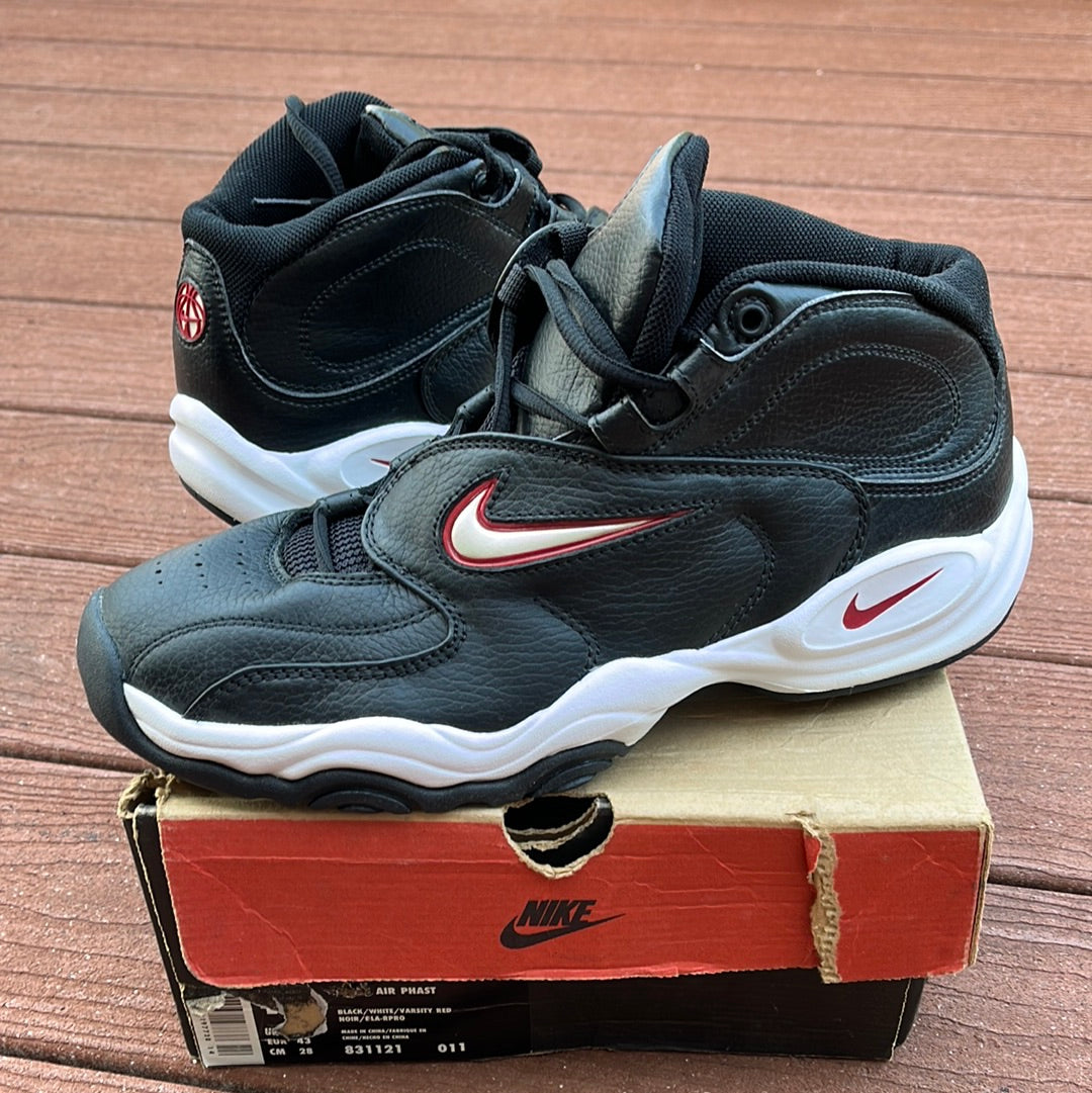 SZ 11 women/ 9.5 Men. 1999 Nike air phast.