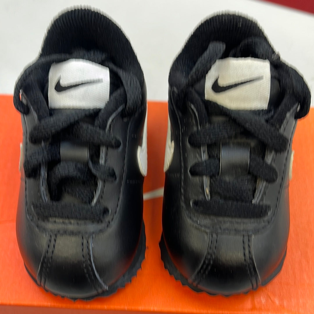 SZ 2.5C. 2001 baby Nike Cortez.