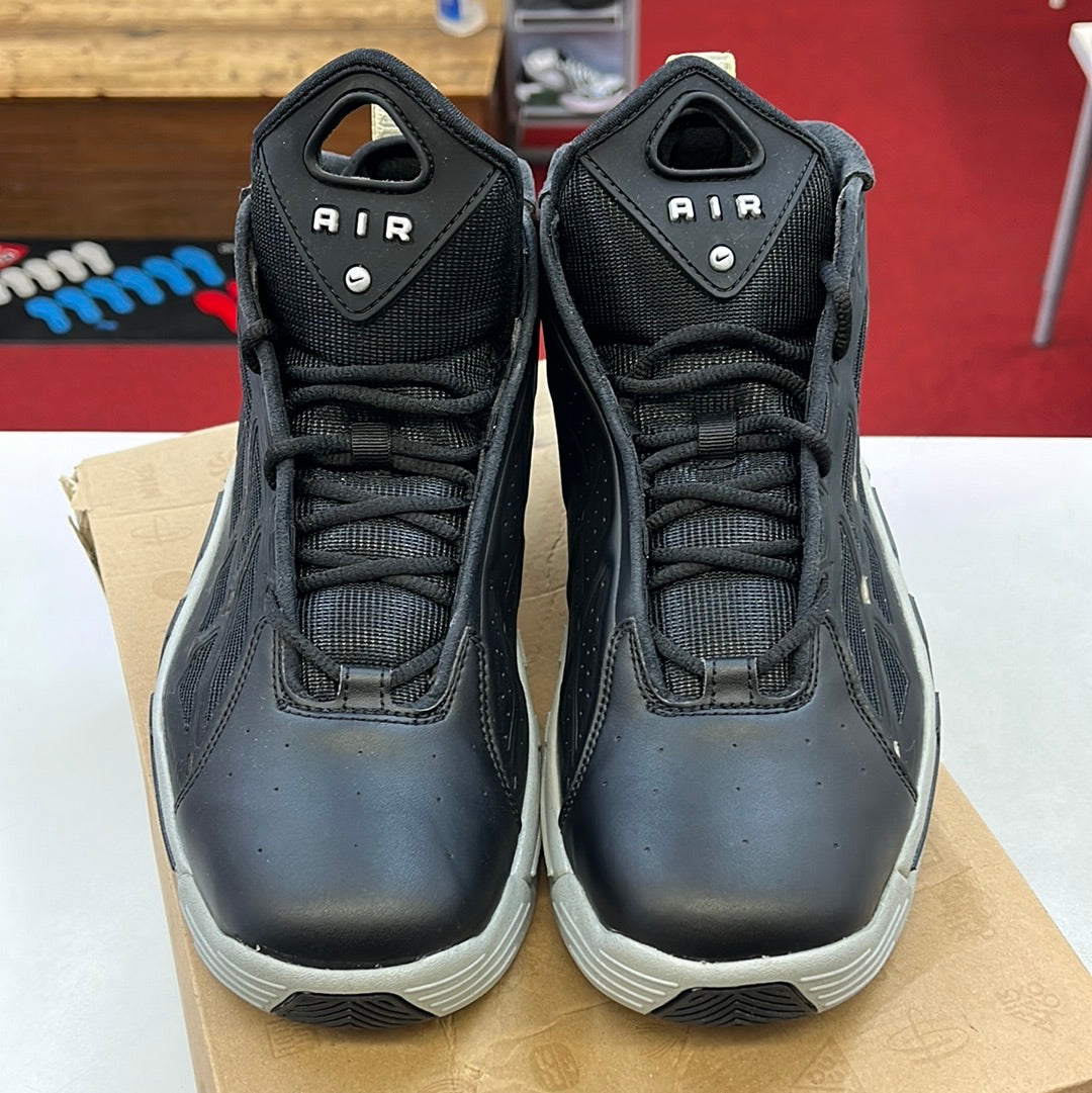 SZ 10 Men. 2012 Nike Air Max Pillar.