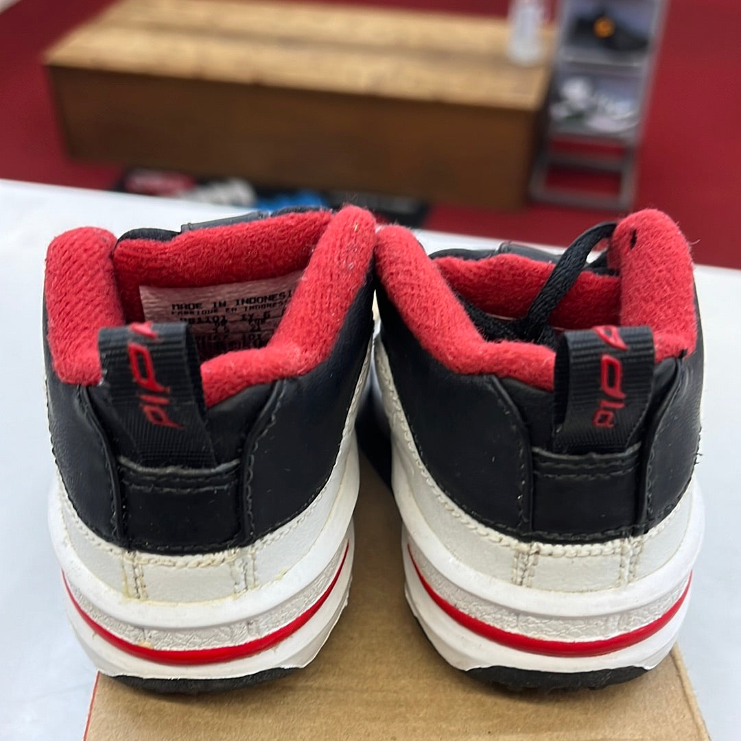 SZ 5C. 1998 Baby Nike Pippen.