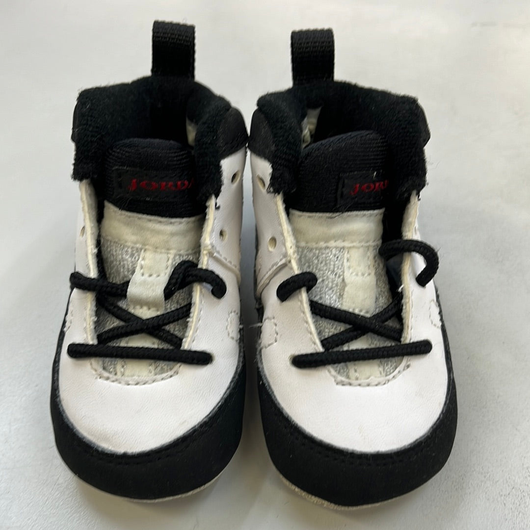 SZ 3C. 2010 Newborn Jordan IX.