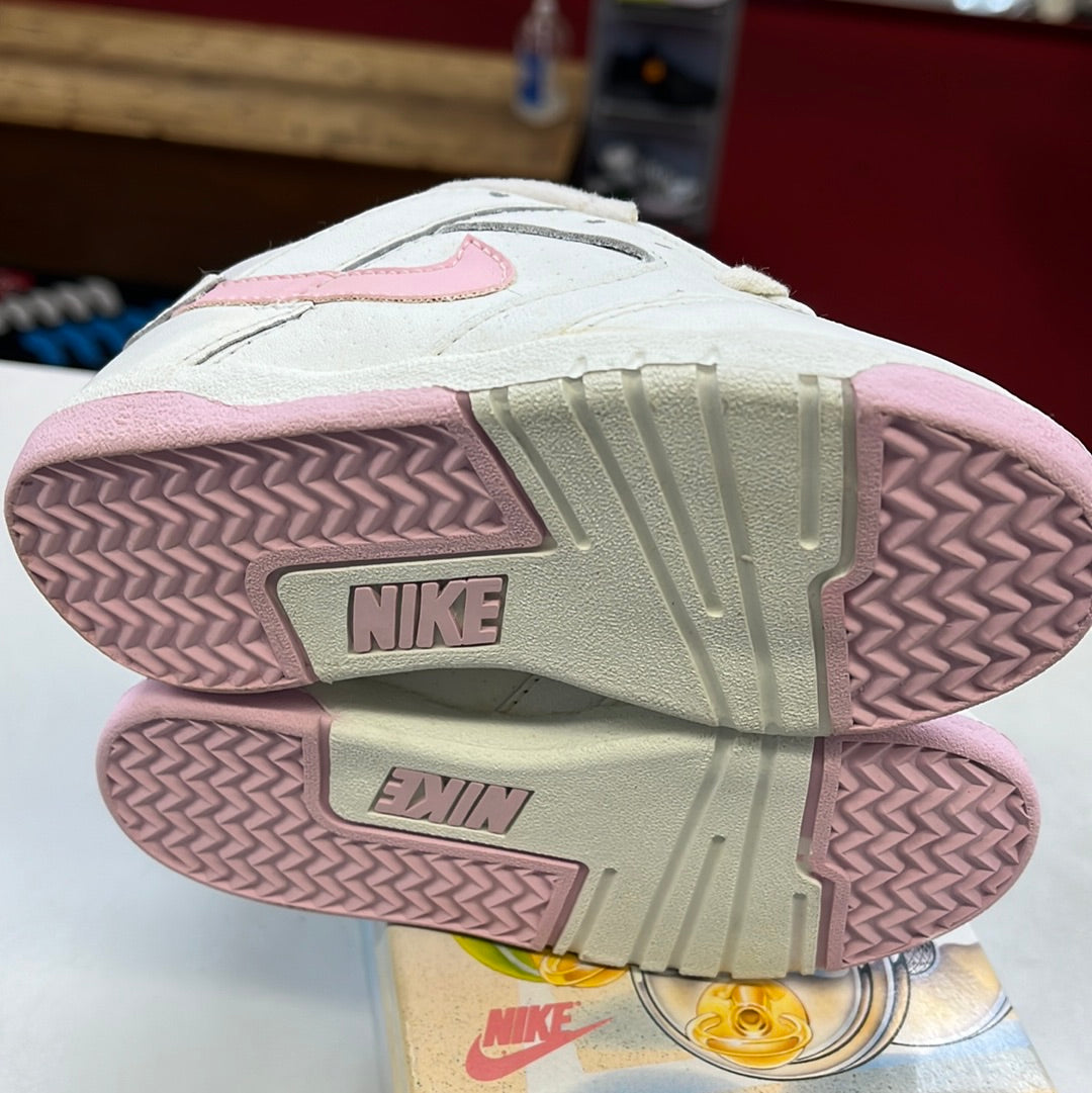 SZ 8C. 1992 Baby Nike Tech Challenge
