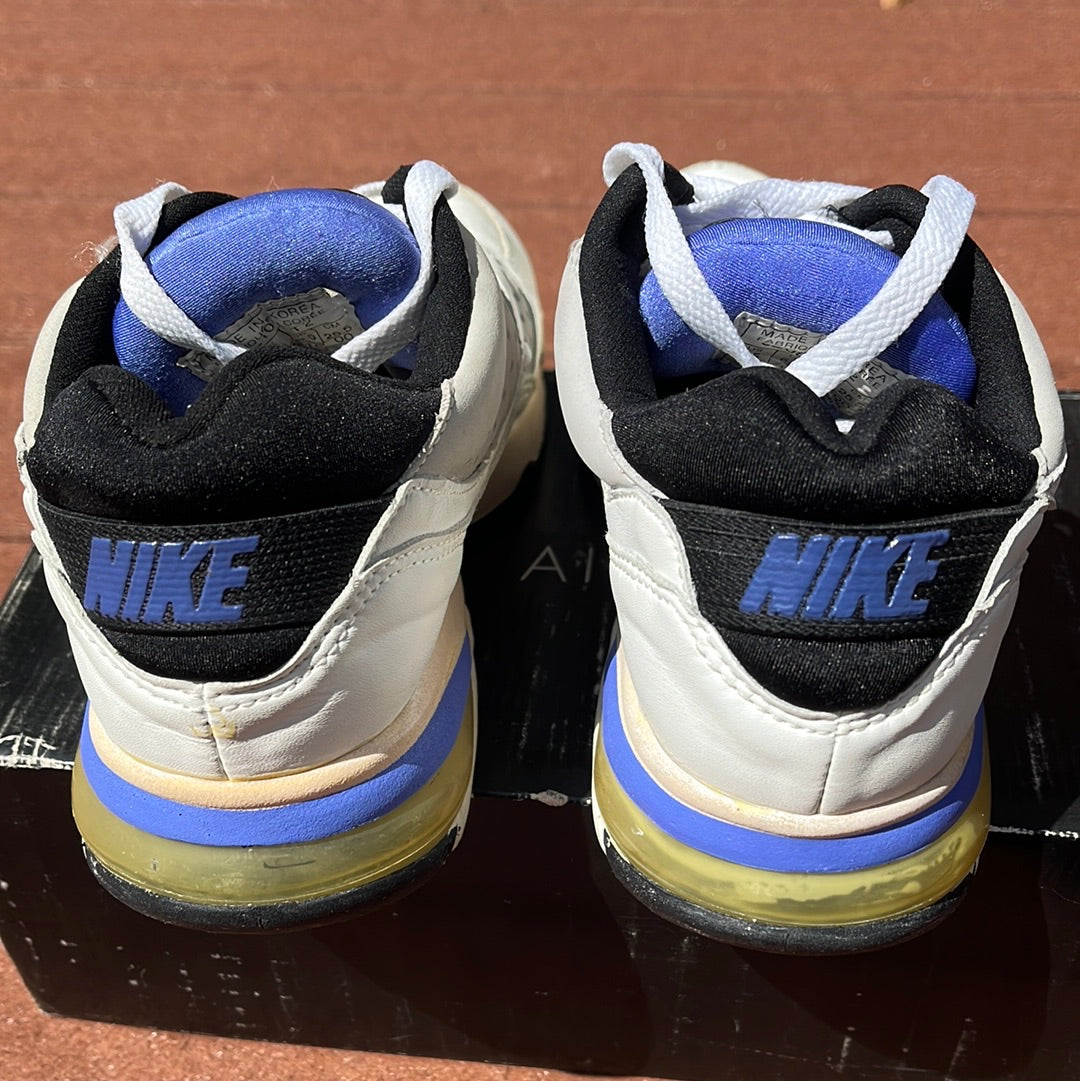 SZ 7.5 Men. 1992 Nike Air Trainer Max.