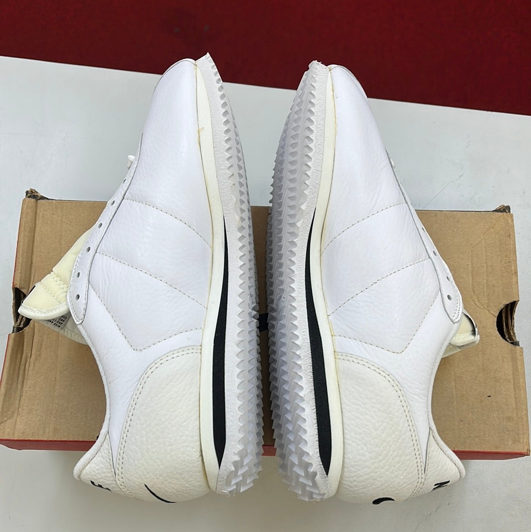 SZ 9.5 Men. 1996 Nike Leather Cortez Jewels.