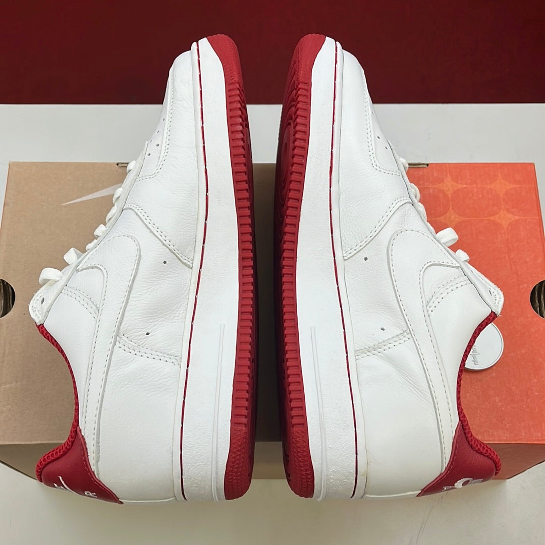 SZ 10.5 Men. 2001 Nike AF1 low.
