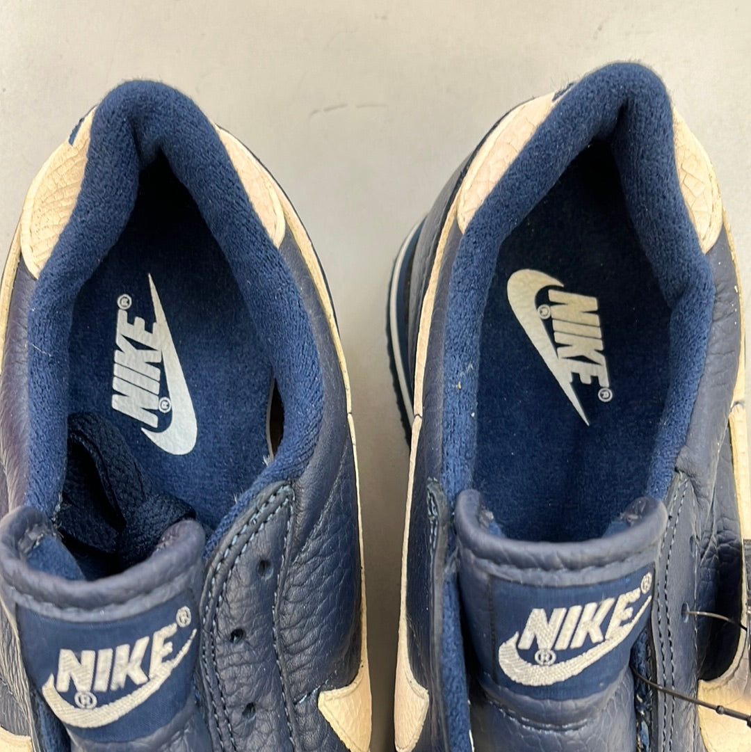 SZ 8.5 men. 1990 Nike Leather Cortez Limited.