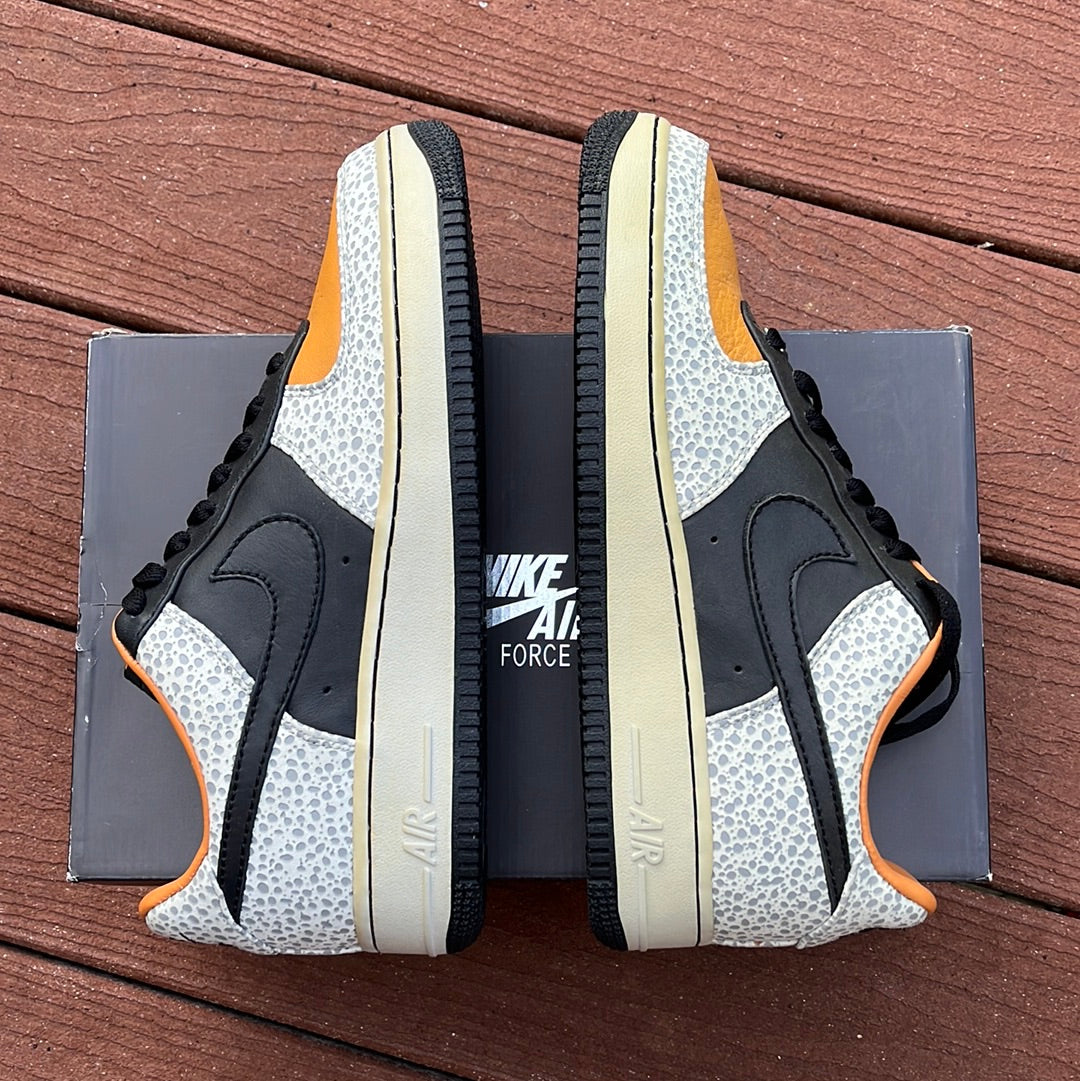 SZ 8 men. 2007 Nike AF1 Low Safari