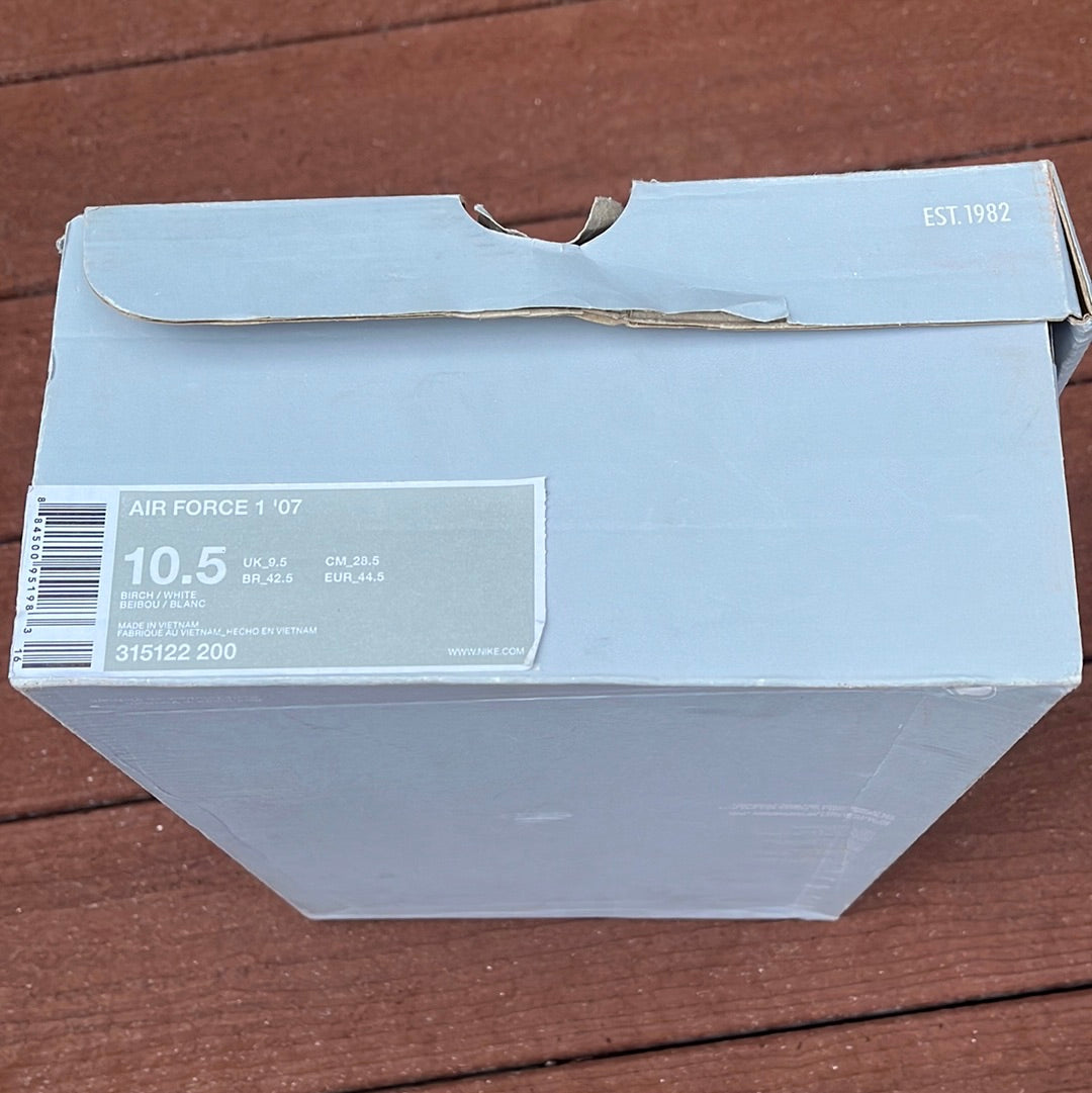SZ 10.5 Men. 2009 Nike AF1 low Birch.