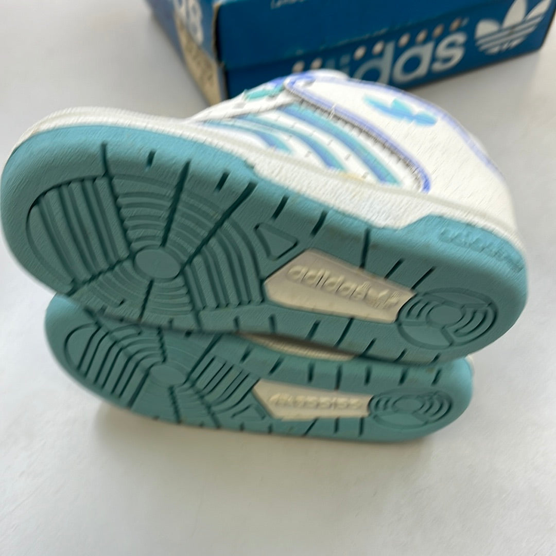 Sz: 6K. 80’s Baby Adidas Ultrapro Hi