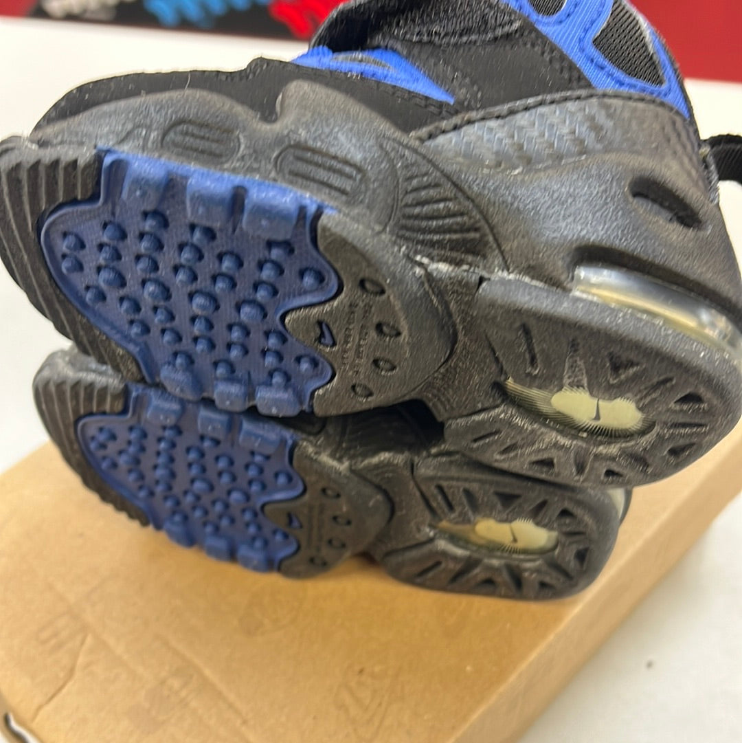 SZ 3.5C. 2012 baby Nike air max express.