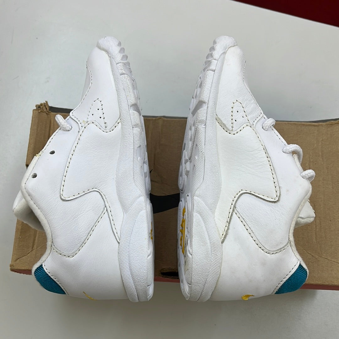 SZ 10C. 1996 Baby Nike Cross Trainer KID.