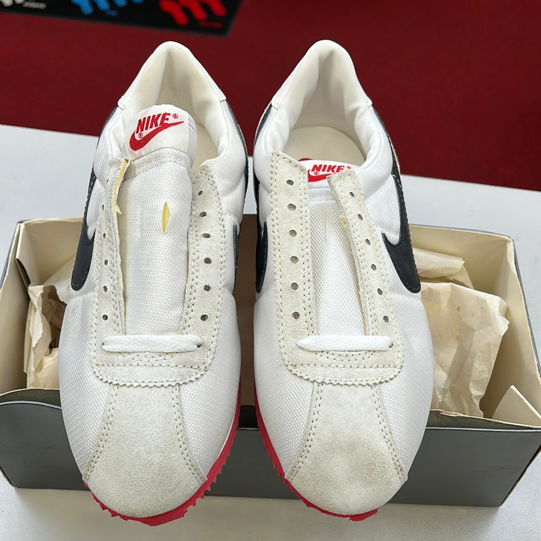 SZ 7 men. 1993 Nike Cortez II Cali