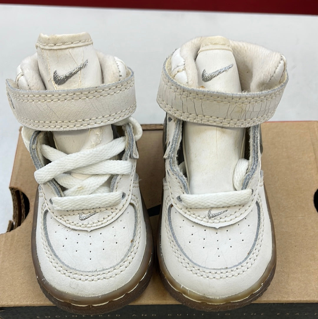 Sz 3C. 1996 Baby Nike AF1 Jewel