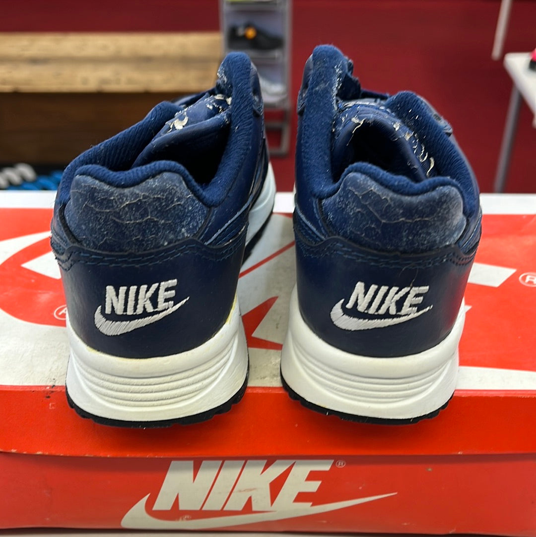 Sz 1Y. 1991 Kid Nike Grail Navy.