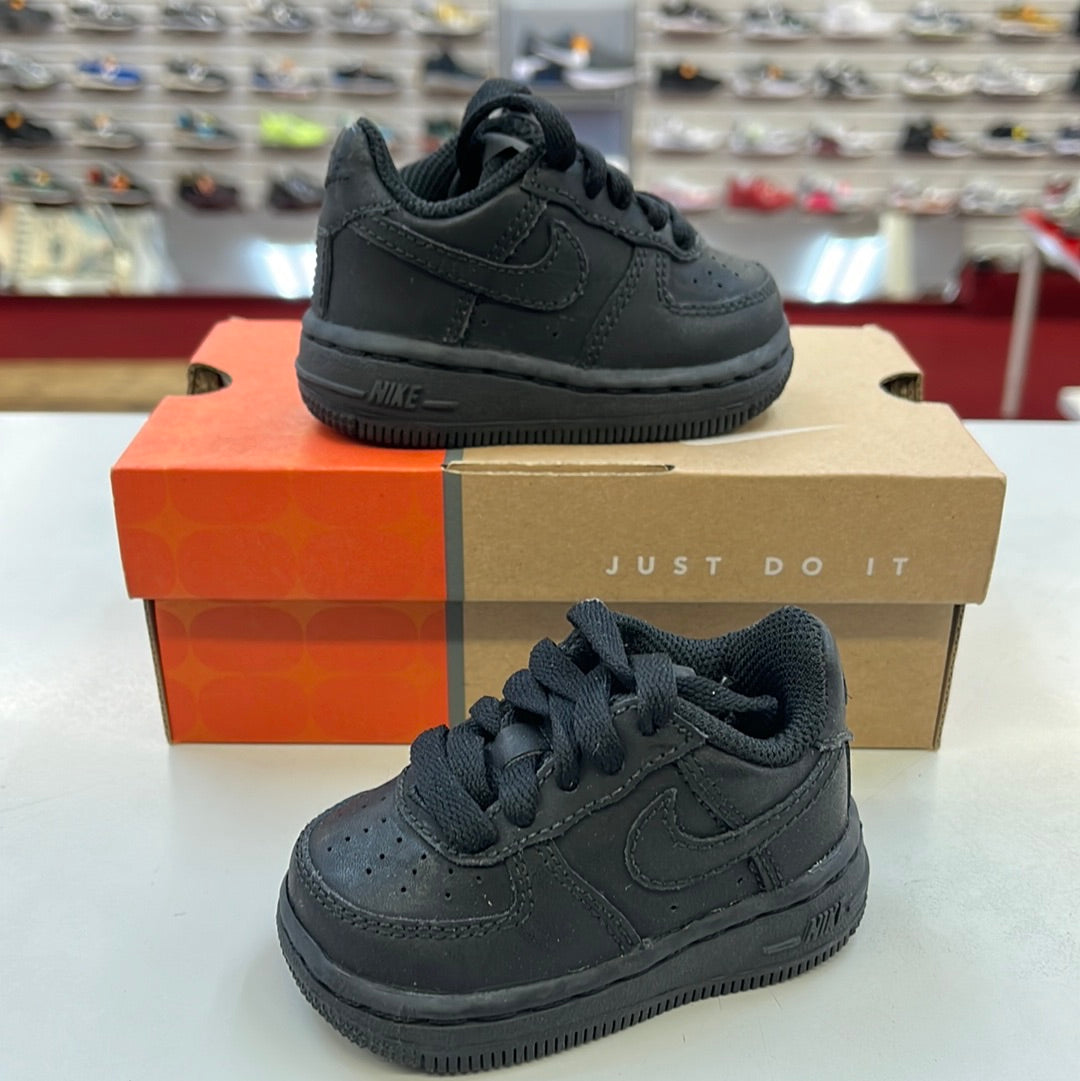 2006 Baby Nike AF1 Low.