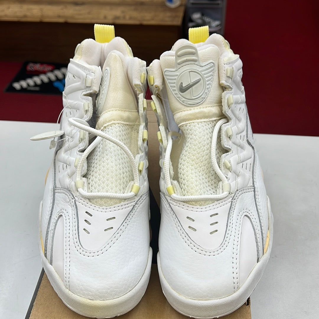 SZ 7.5 men. 1997 Nike Air Flare SC Agassi.