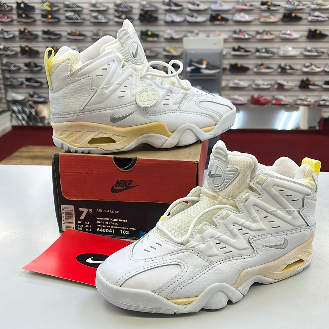 SZ 7.5 men. 1997 Nike Air Flare SC Agassi.