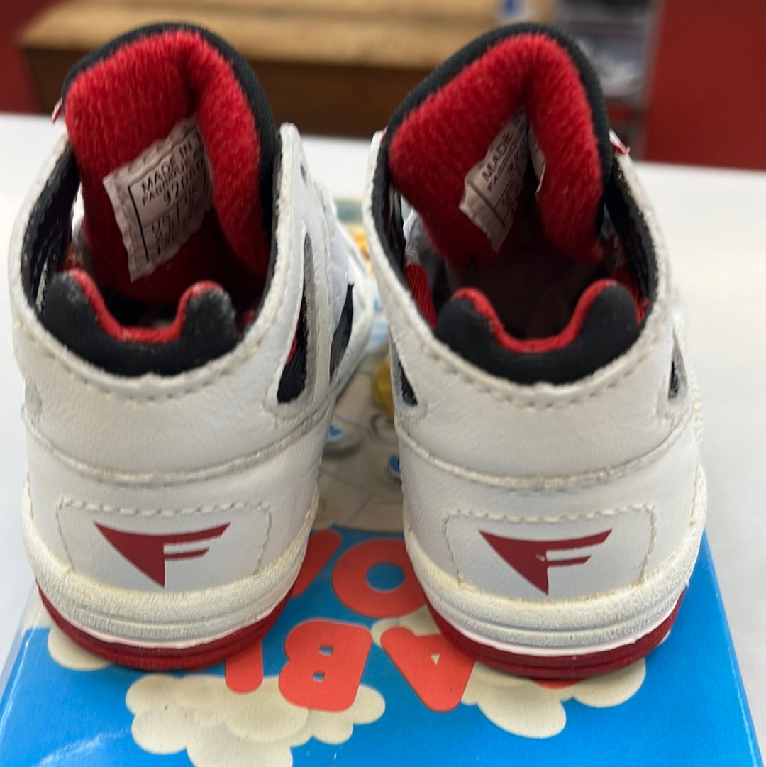 SZ 2.5C. 1992 Baby Nike Flight.