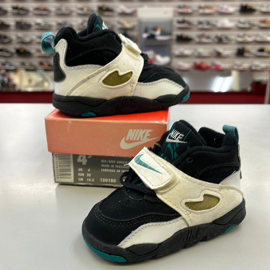 SZ 4.5C. 1993 Baby Nike Diamond Turf