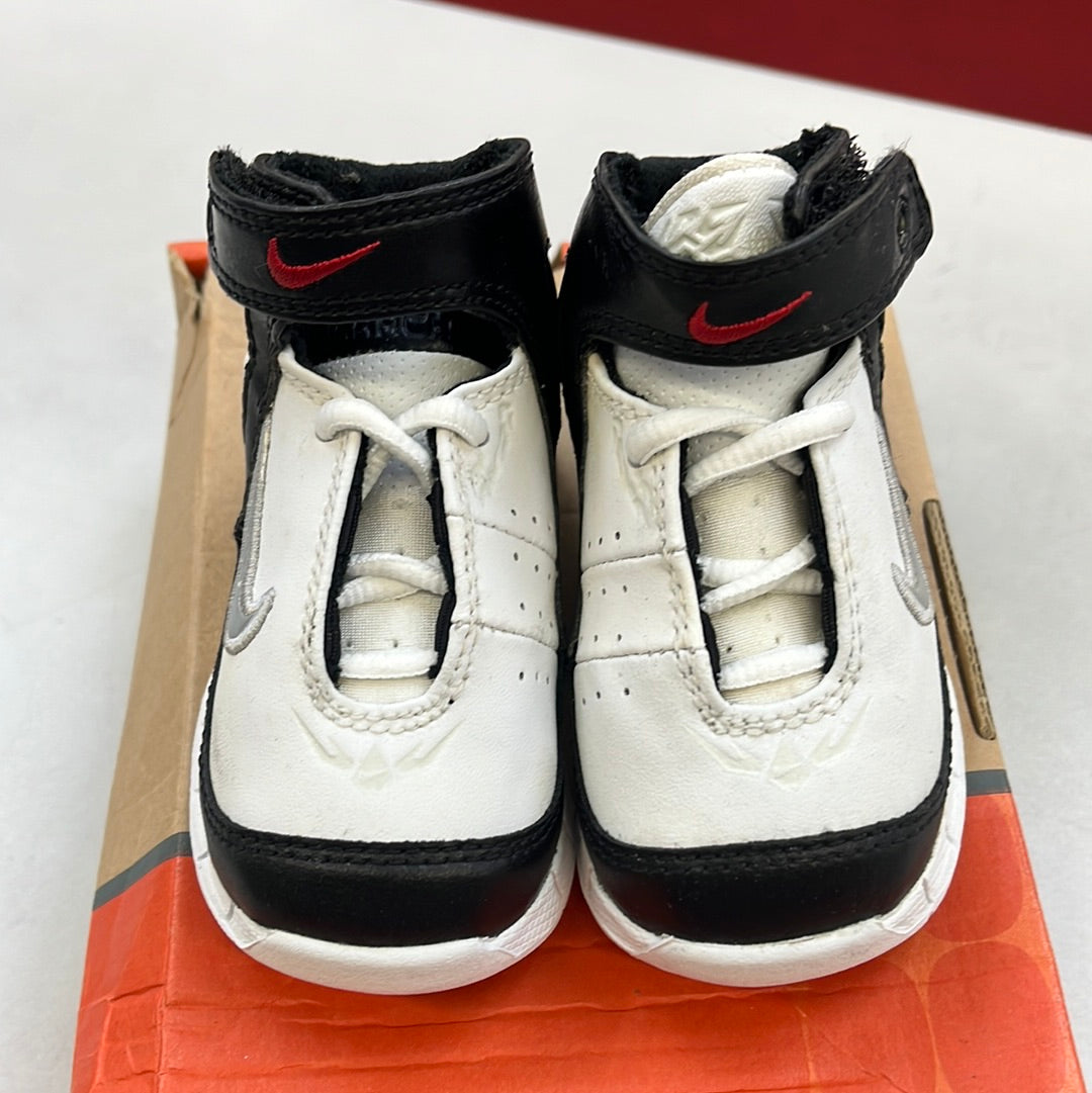 SZ 3C. 2005 Baby Nike HUA 2K5