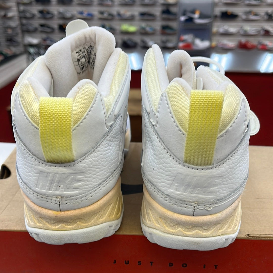 SZ 7.5 men. 1997 Nike Air Flare SC Agassi.