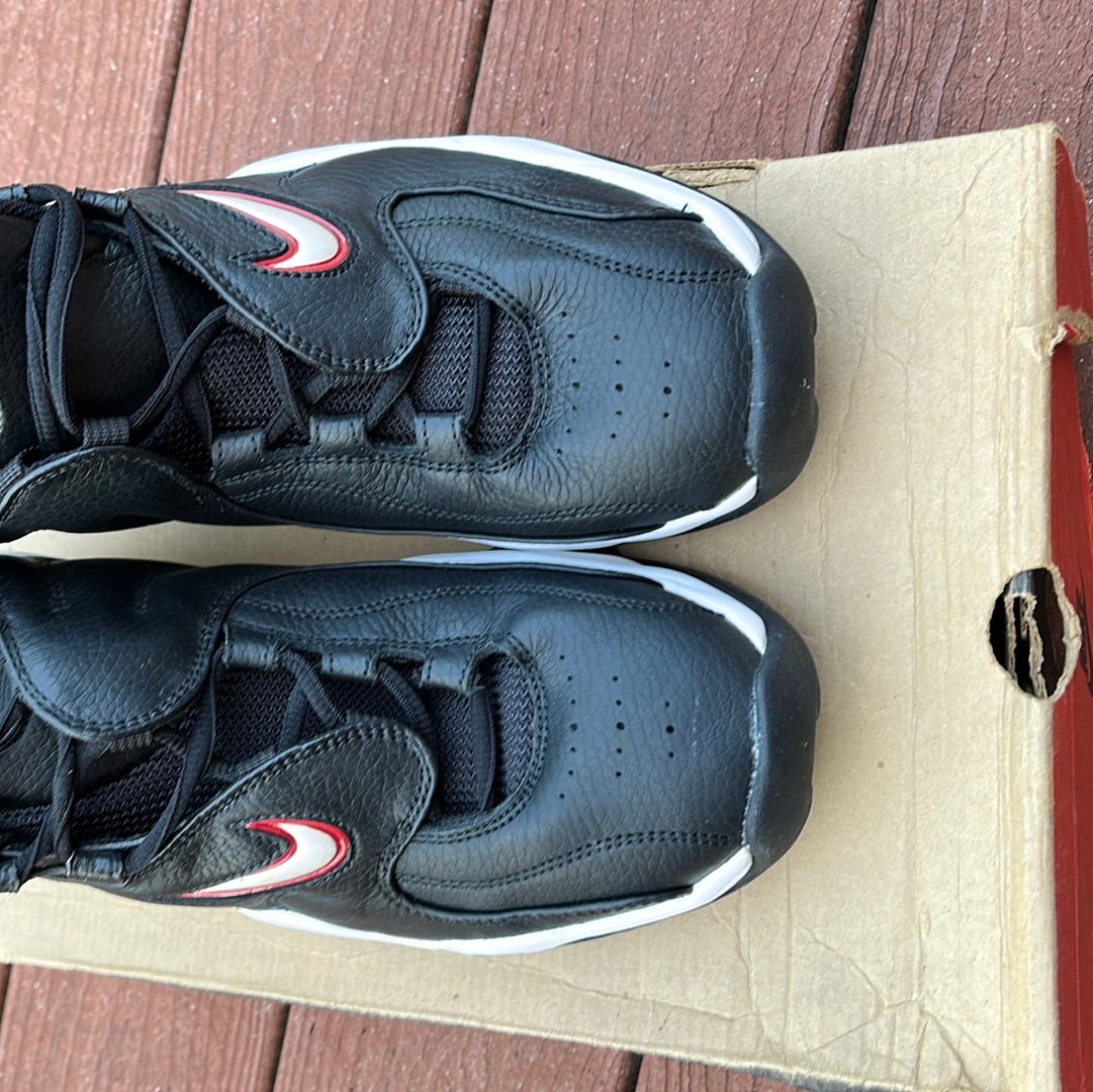 SZ 11 women/ 9.5 Men. 1999 Nike air phast.