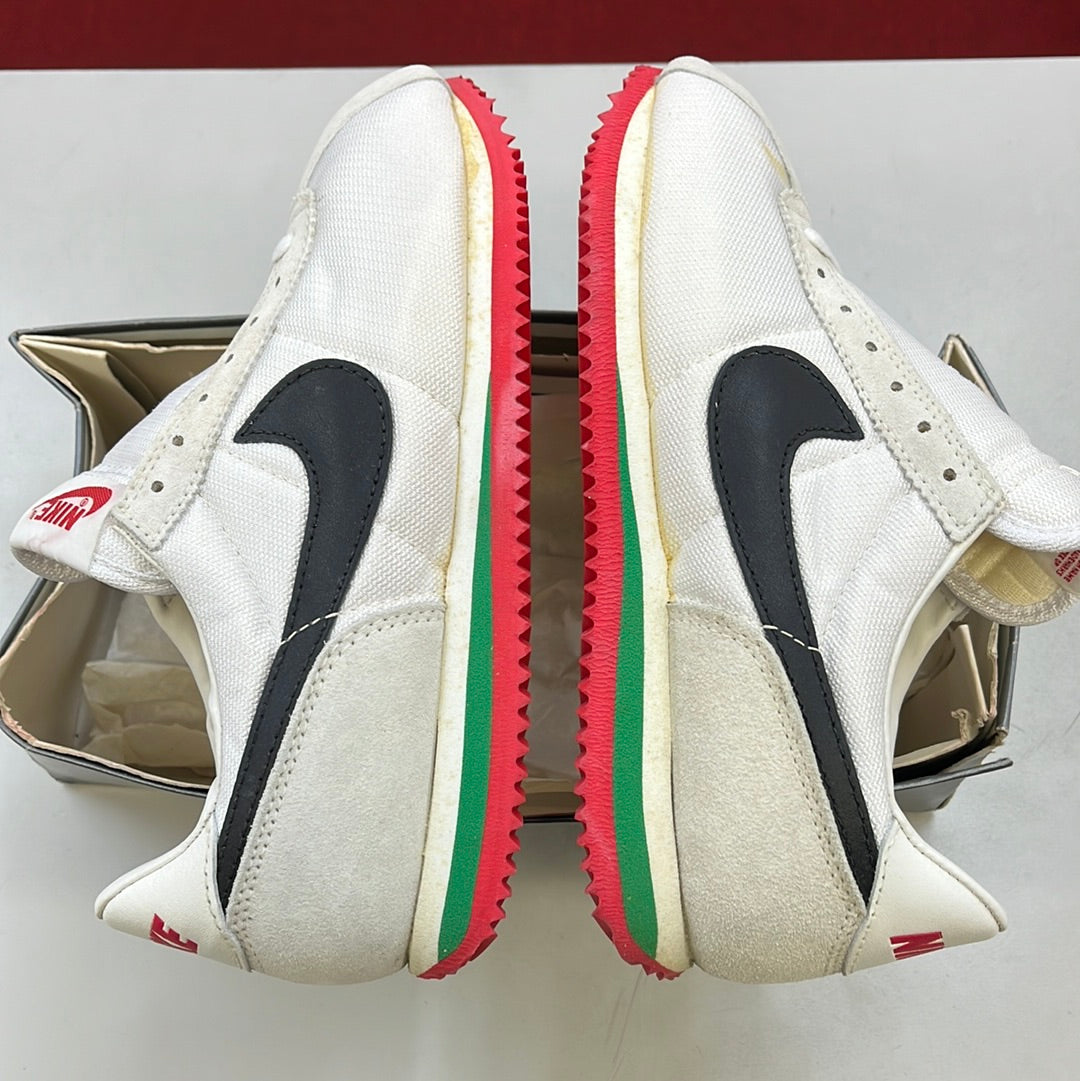 SZ 7.5 men. 1993 Nike Cortez II Cali