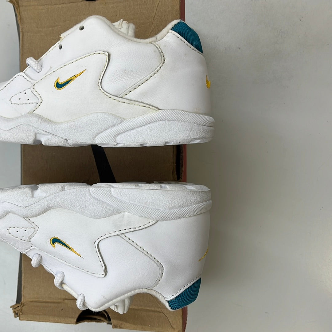 SZ 10C. 1996 Baby Nike Cross Trainer KID.