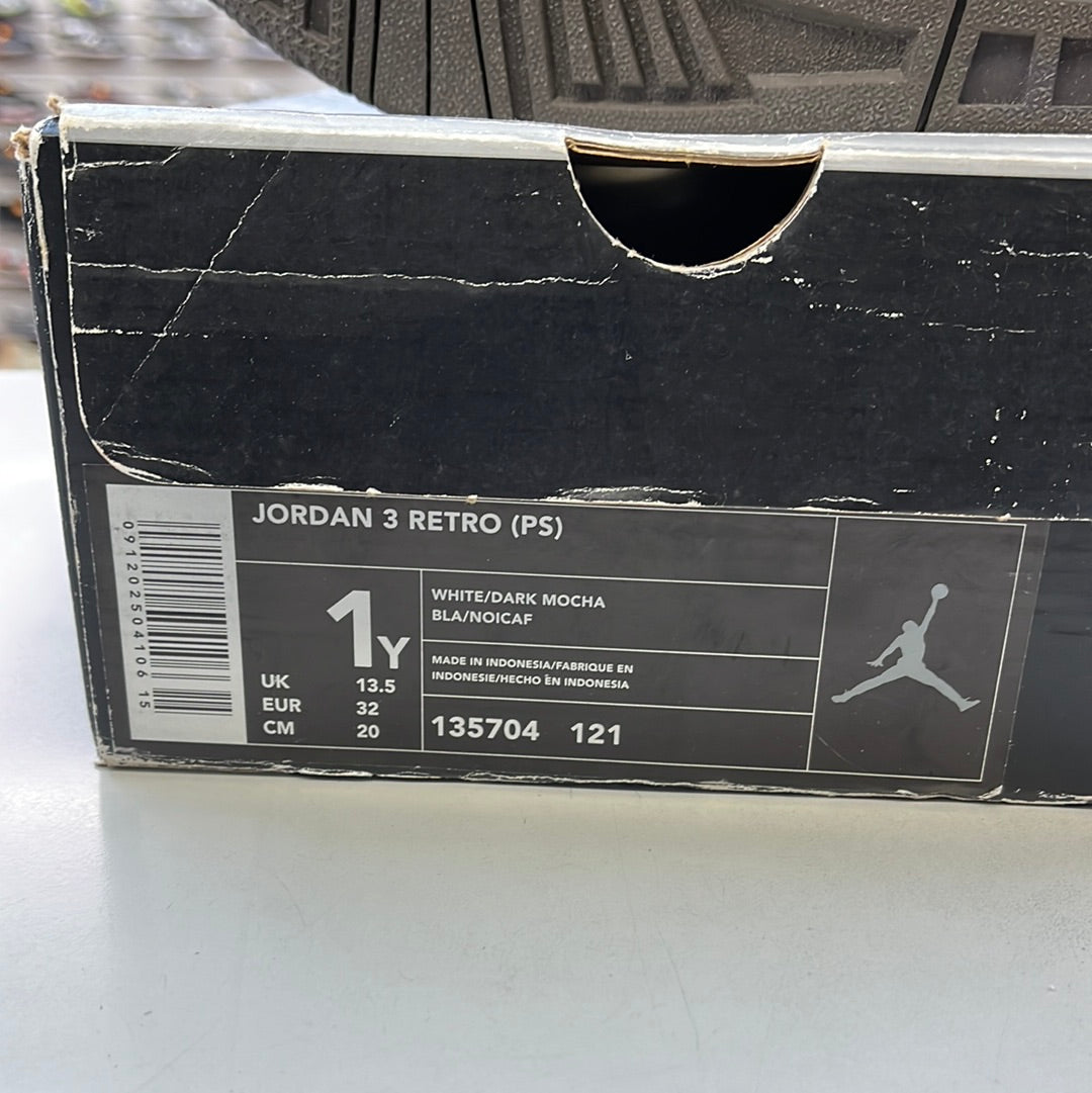 SZ 1Y. 2001 Jordan 3 Mocha.