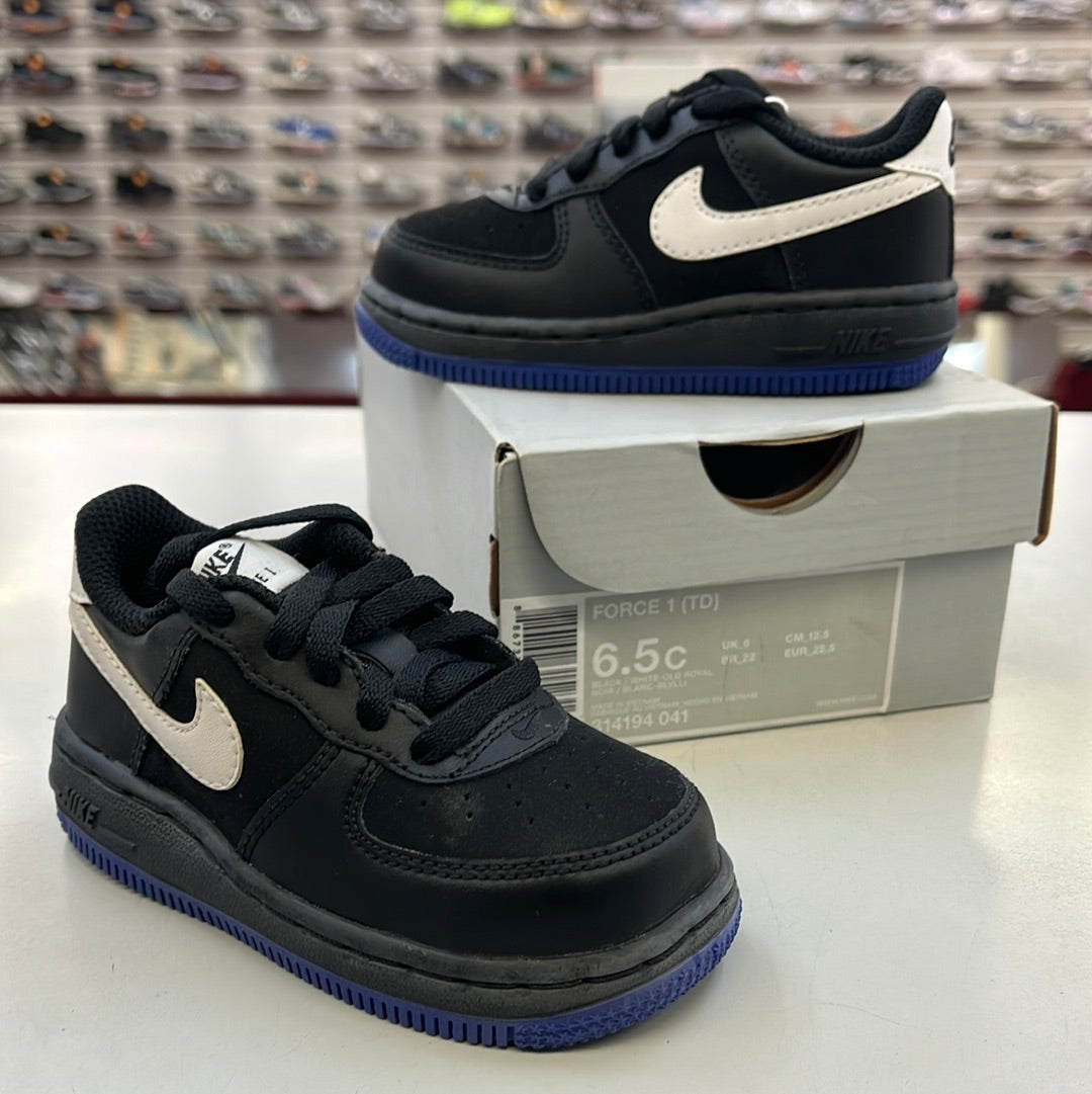 SZ: 6.5C. 2008 Baby Nike AF1 Low.
