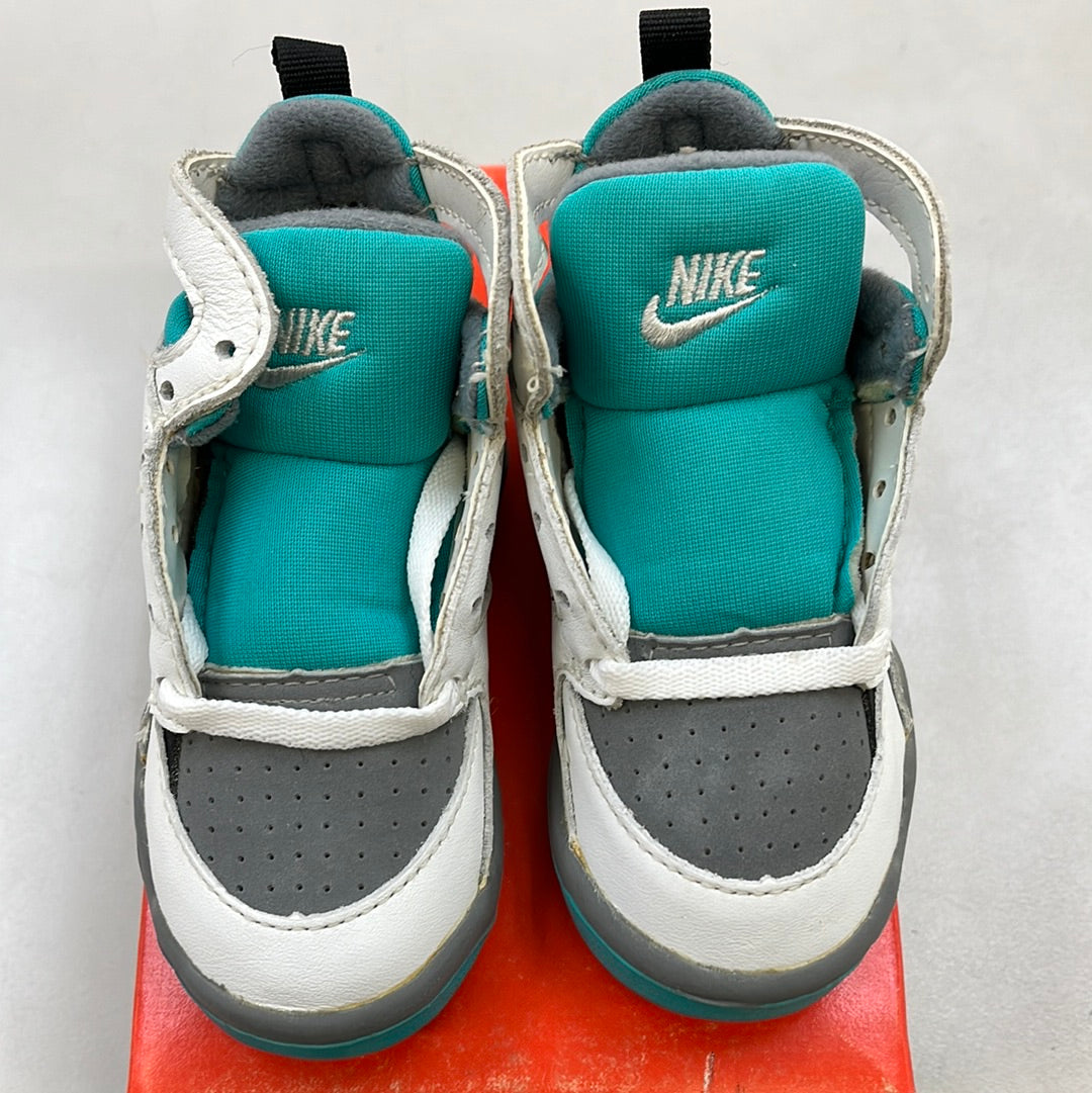 6C 1993 DS Baby Nike Accel