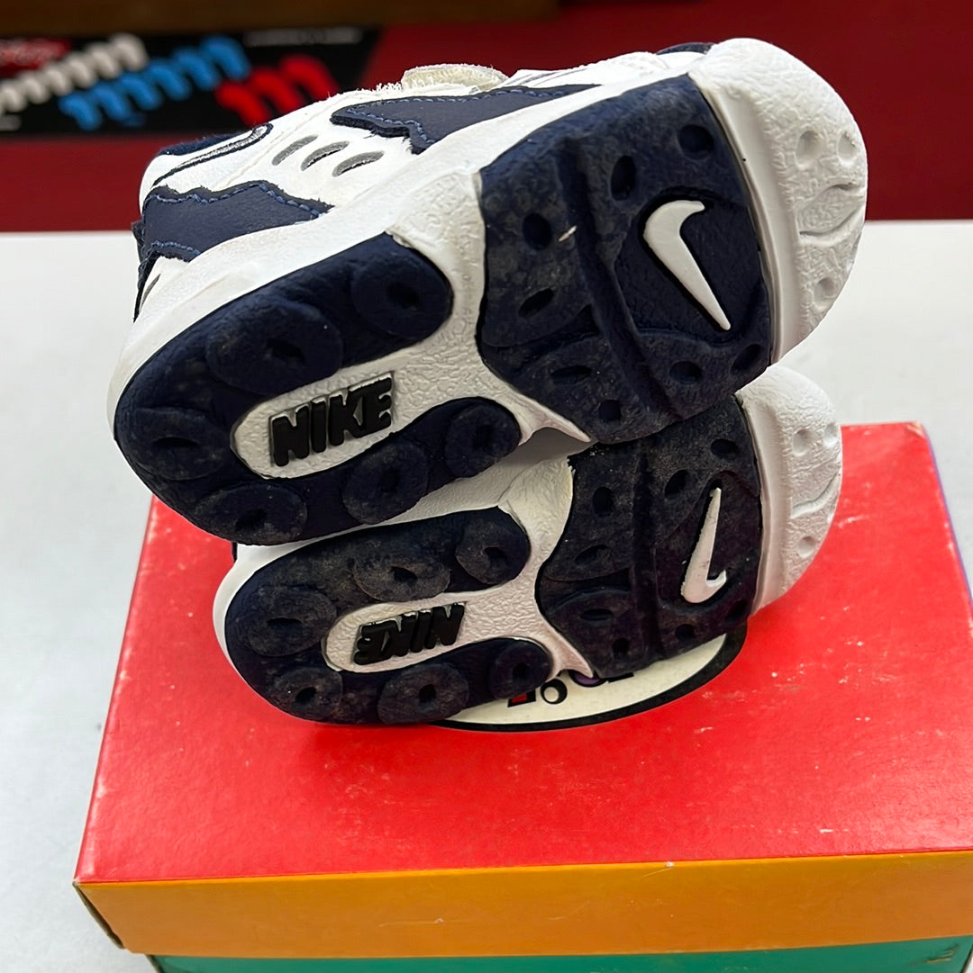 1995 Baby Nike Baby D.T. Max Deion Sanders.