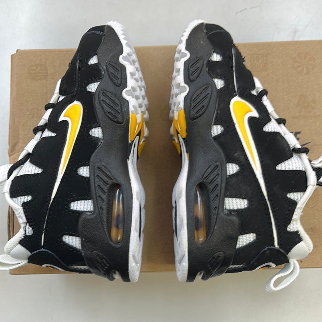 SZ 7.5C. 2011 Baby Nike Air Max Nomo.