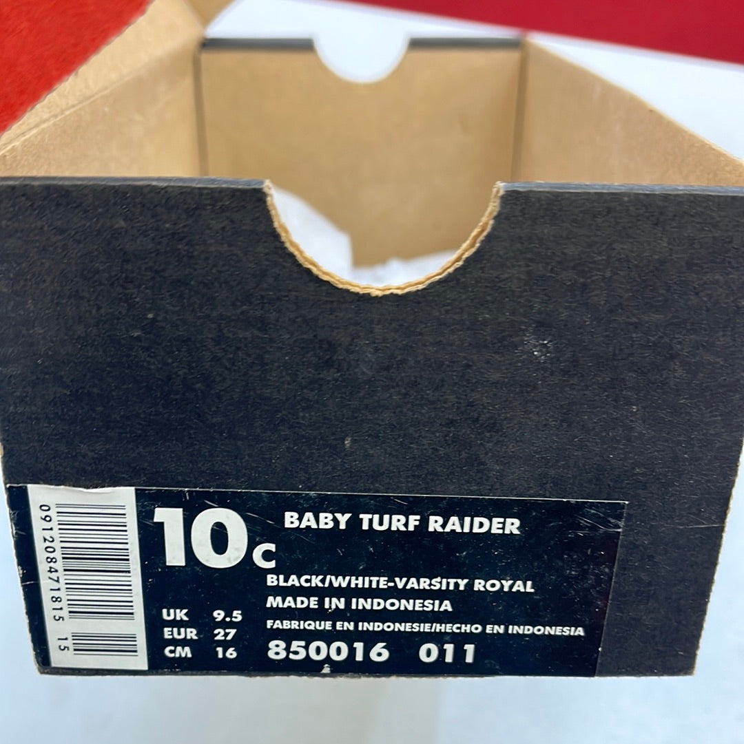 SZ 10C. 1996 Baby Nike Turf Raider.