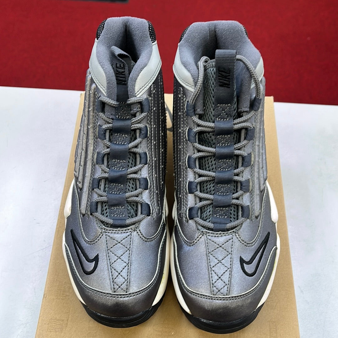 SZ 5Y. 2011 Nike Air Griffey II GS.