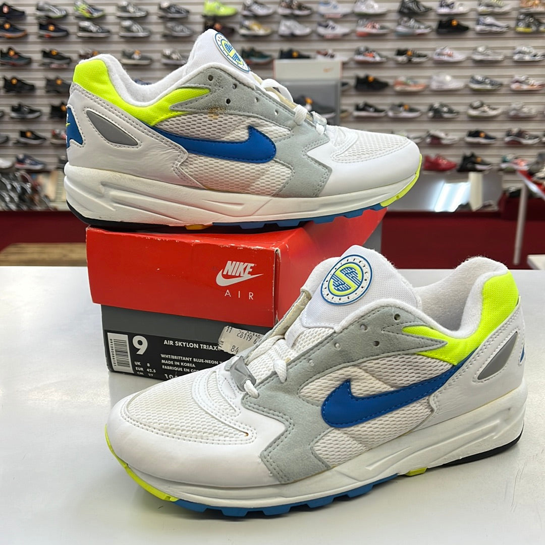 SZ 9 Men. 1995 DS Nike Air Skylon Triax.