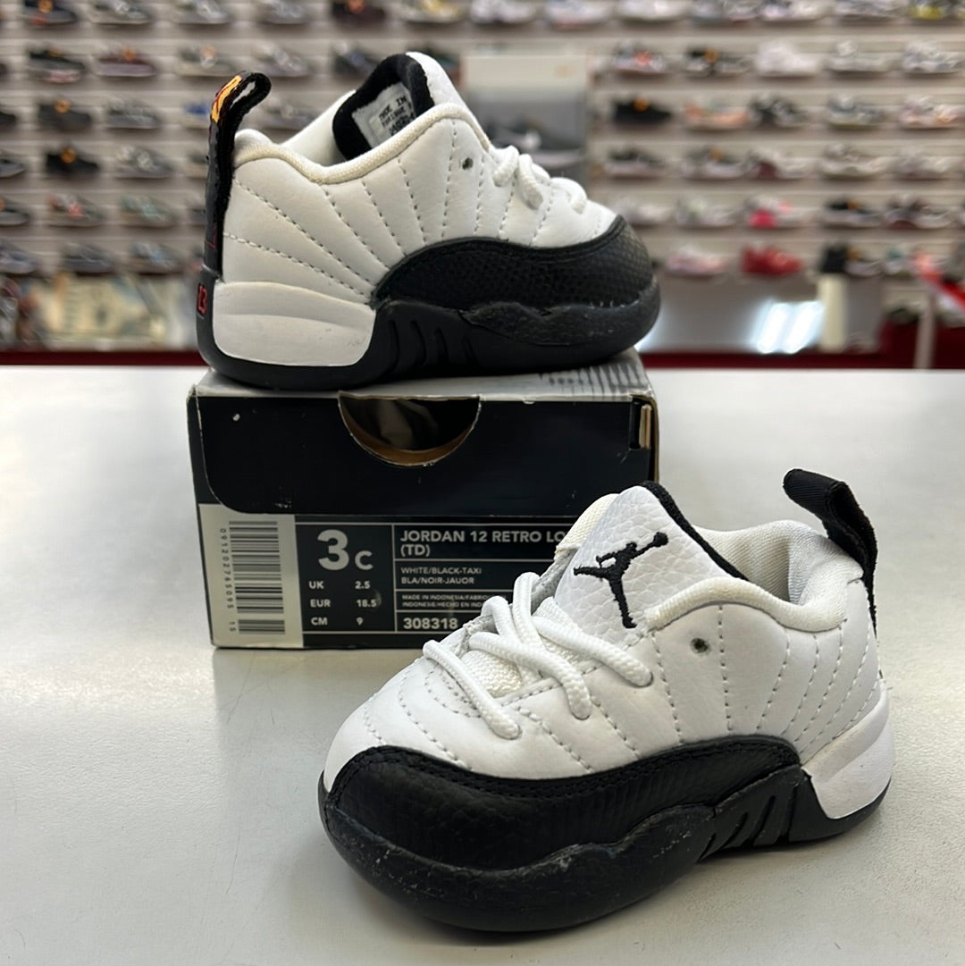 SZ 3C. 2004 Baby Jordan XII low.