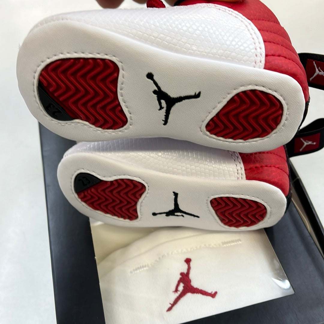 SZ 2C. 2016 Newborn Jordan XII