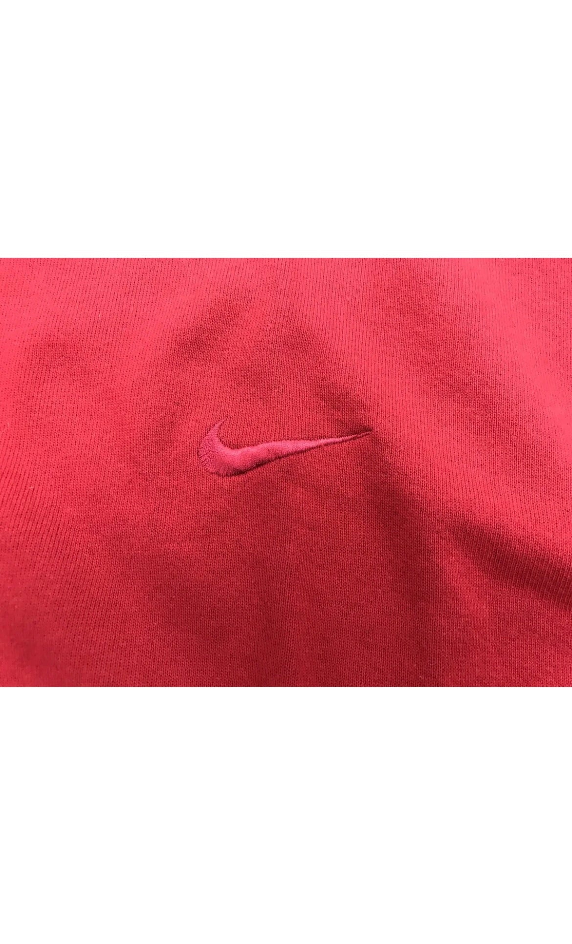 SZ Medium. Vintage 90’s Nike Sweatshirt.