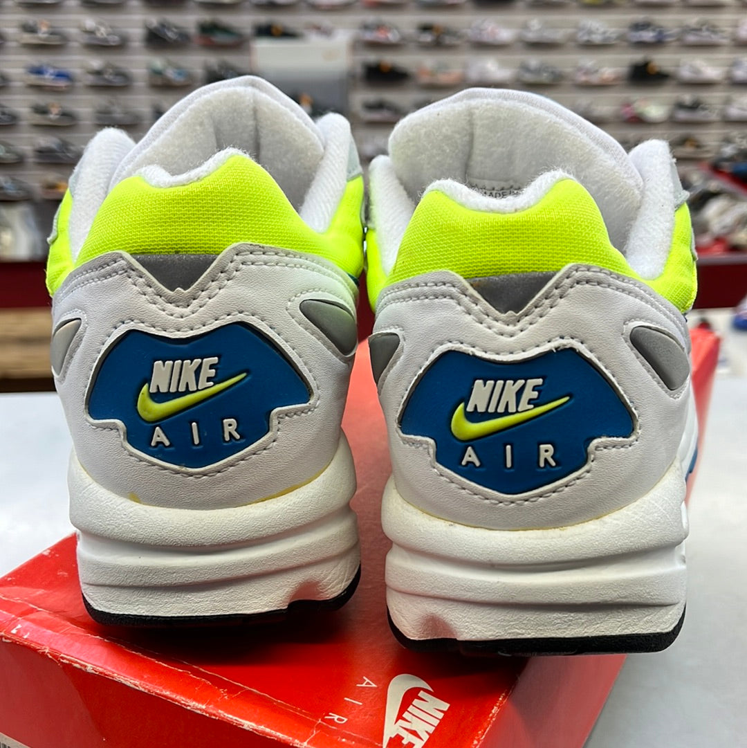 SZ 9 Men. 1995 DS Nike Air Skylon Triax.