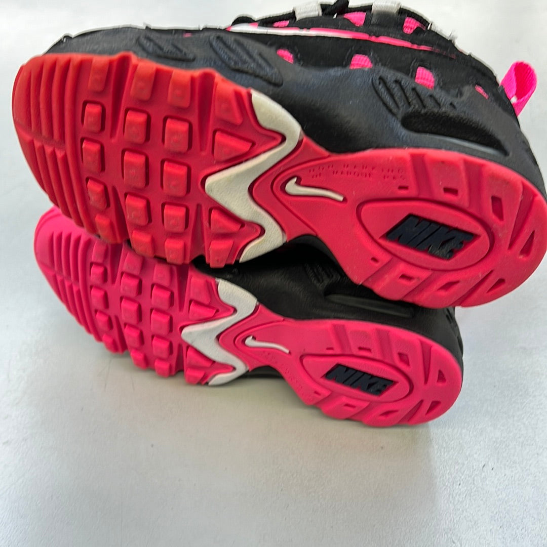 SZ 6.5C. 2011 Baby Nike Nomo.