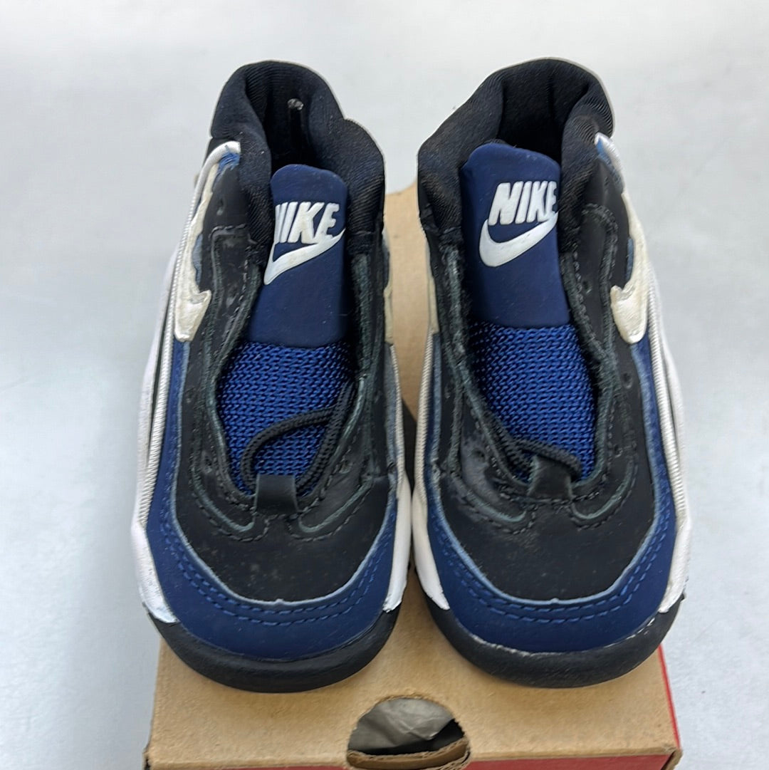 SZ 4.5C. 1996 Baby Nike Flight.