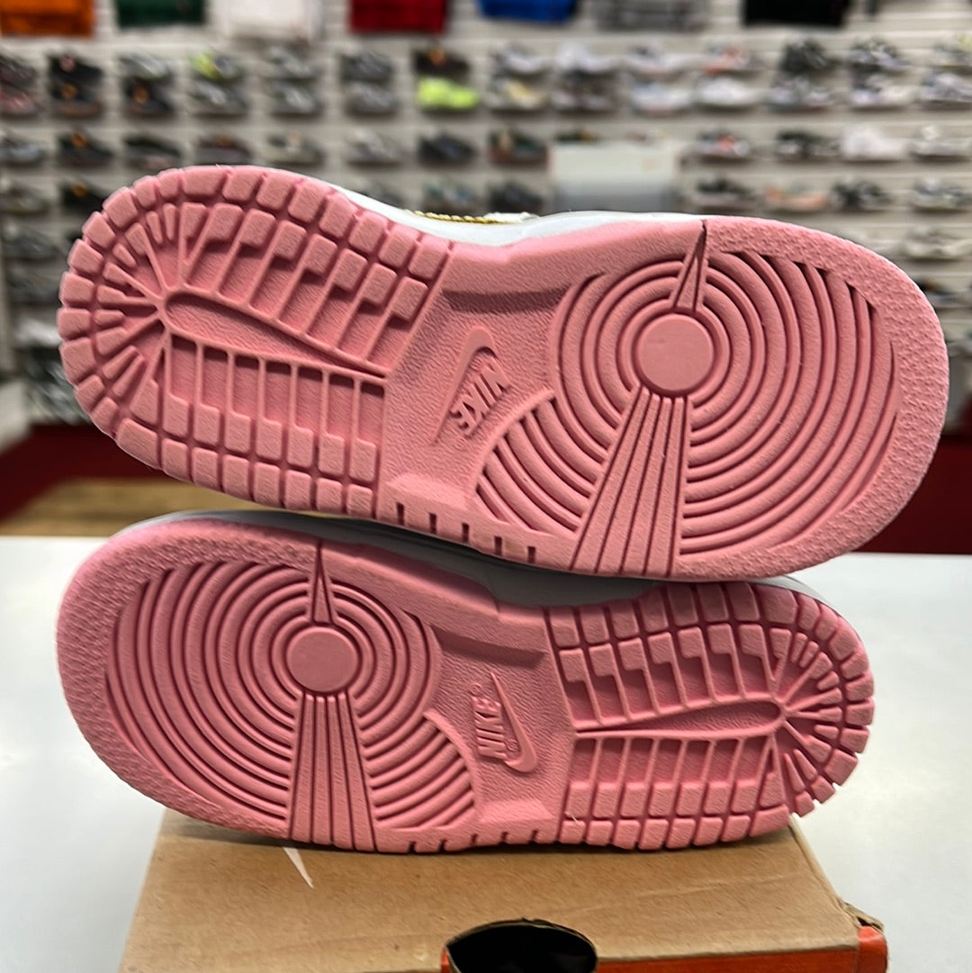 SZ 7.5C. 2005 Baby Nike Dunk Low.
