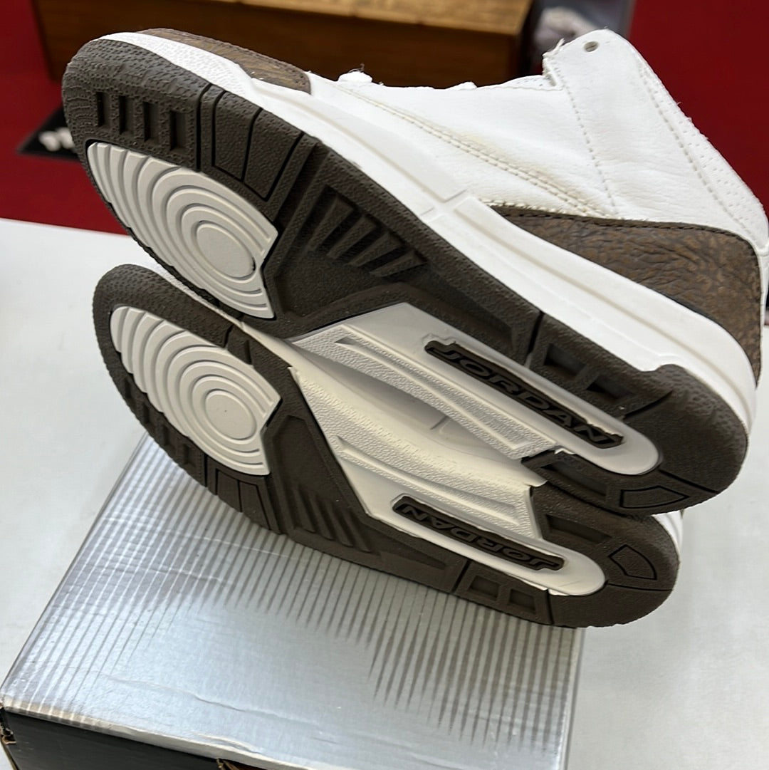 SZ 1.5Y. 2001 Jordan 3 Retro Mocha.