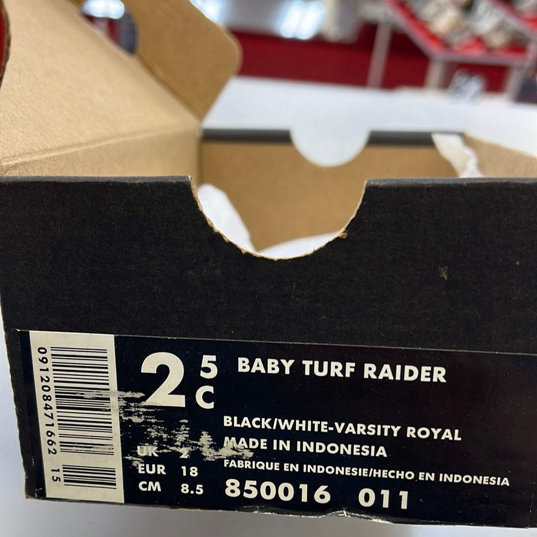SZ 2.5C 1996 Baby Nike Turf Raider.