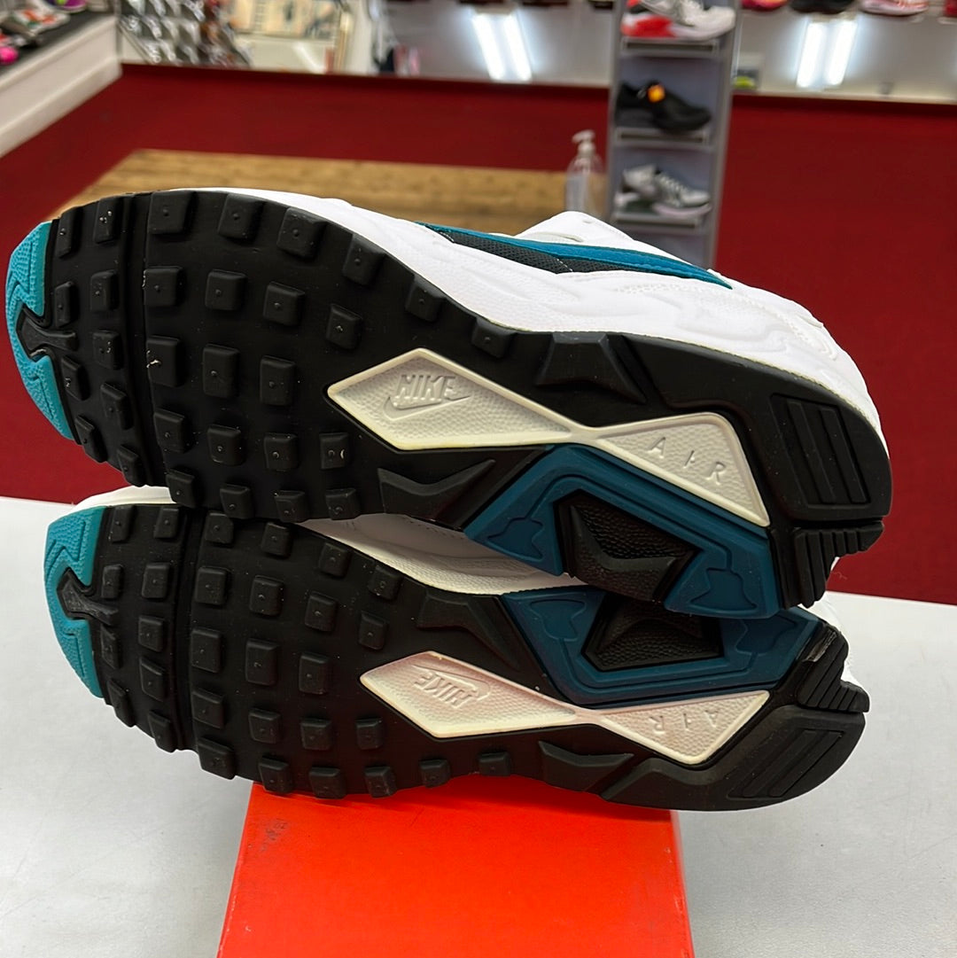 SZ 10.5 Men. 1994 DS Nike Air Structure Triax.