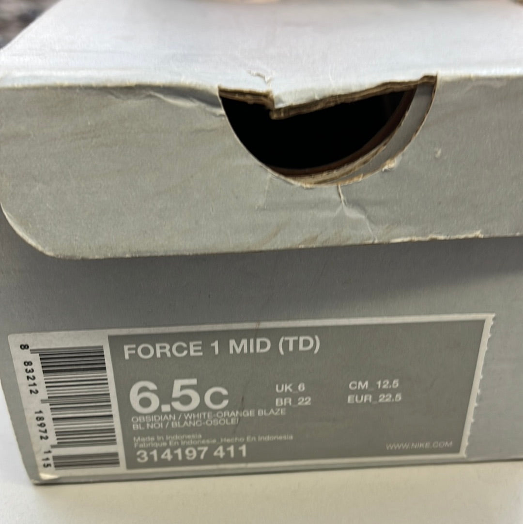 SZ 6.5C. 2007 Baby Nike AF1 Mid Patterson Park.