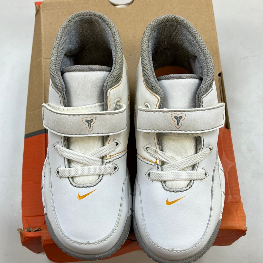 SZ 8.5C. 2006 Baby Nike Kobe 1