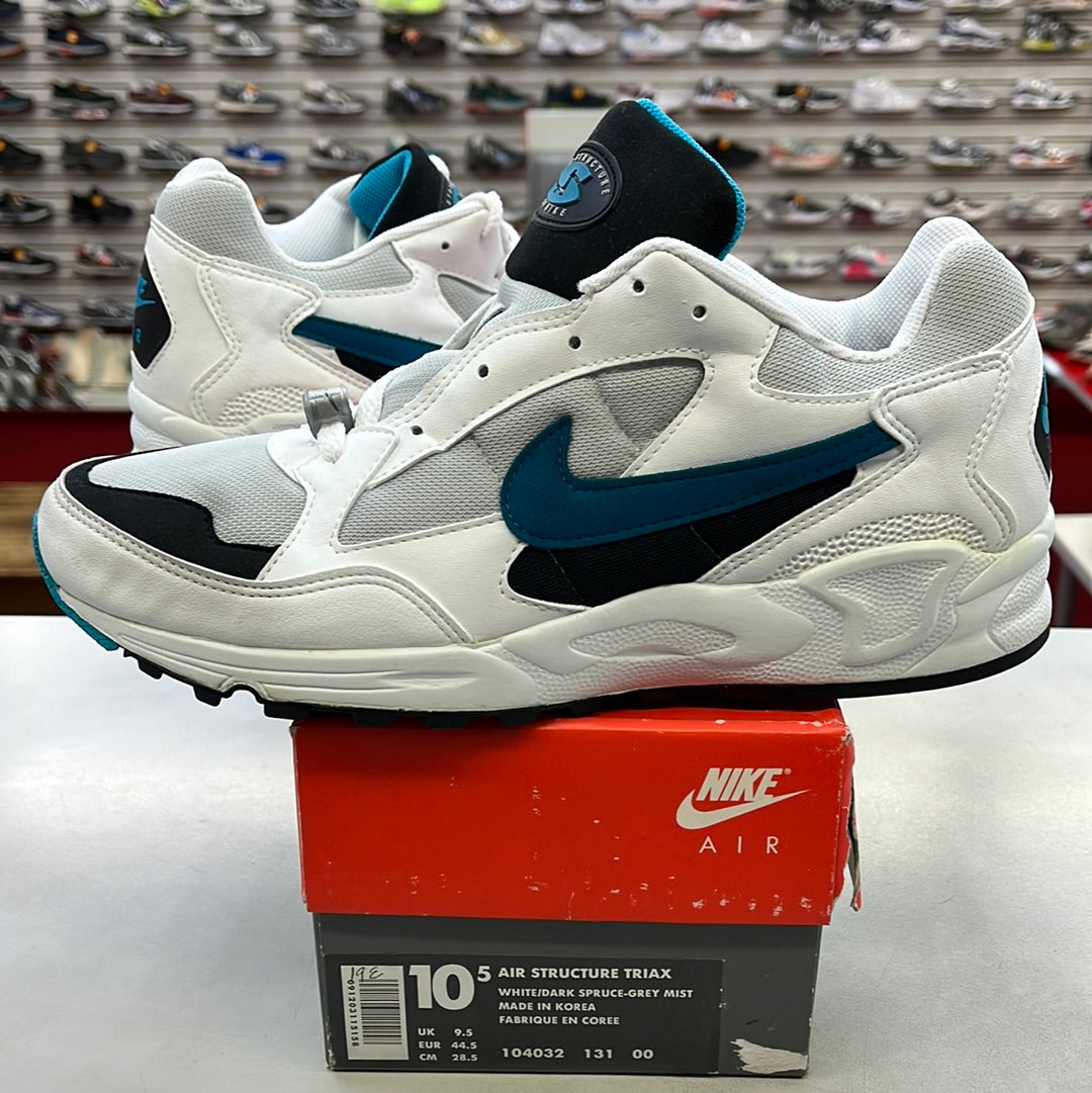 SZ 10.5 Men. 1994 DS Nike Air Structure Triax.
